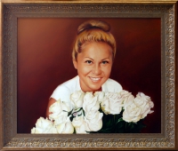 Портрет девушки с букетом белых роз
